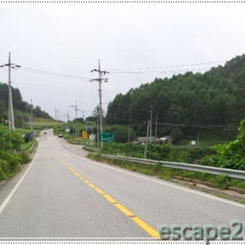 촌집 입구와 달천(괴강)주변